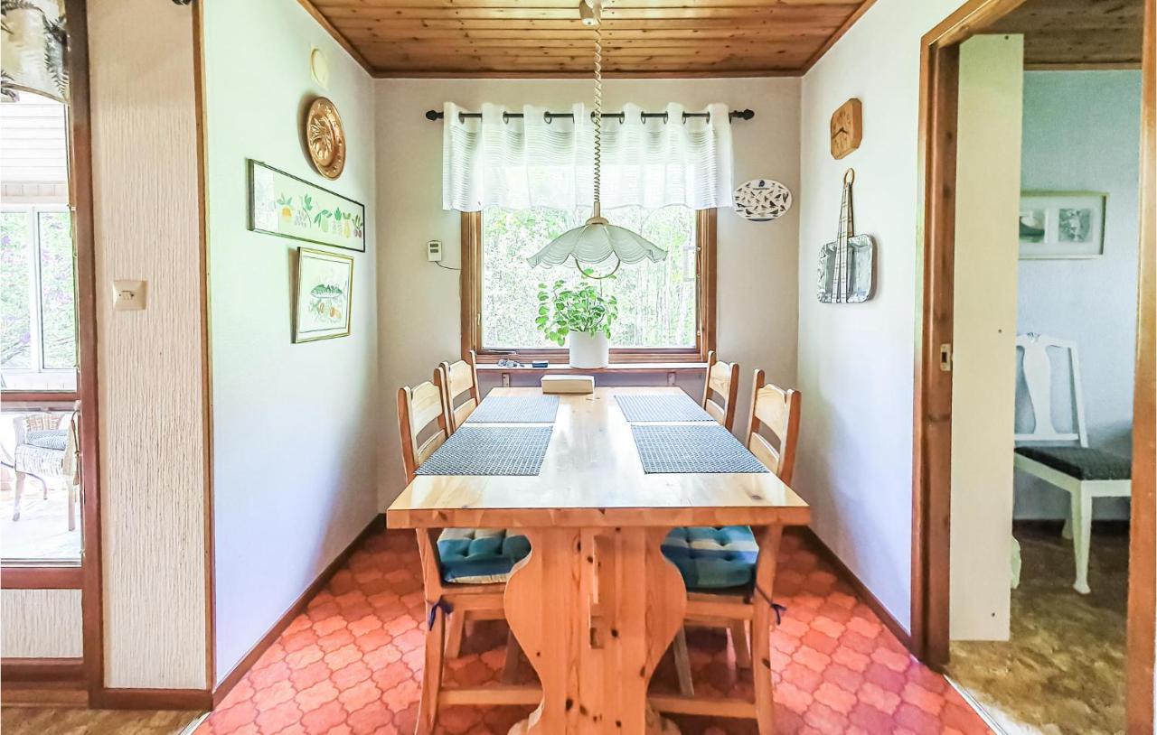Amazing Home In Lmhult With Kitchen 艾尔姆胡尔特 外观 照片