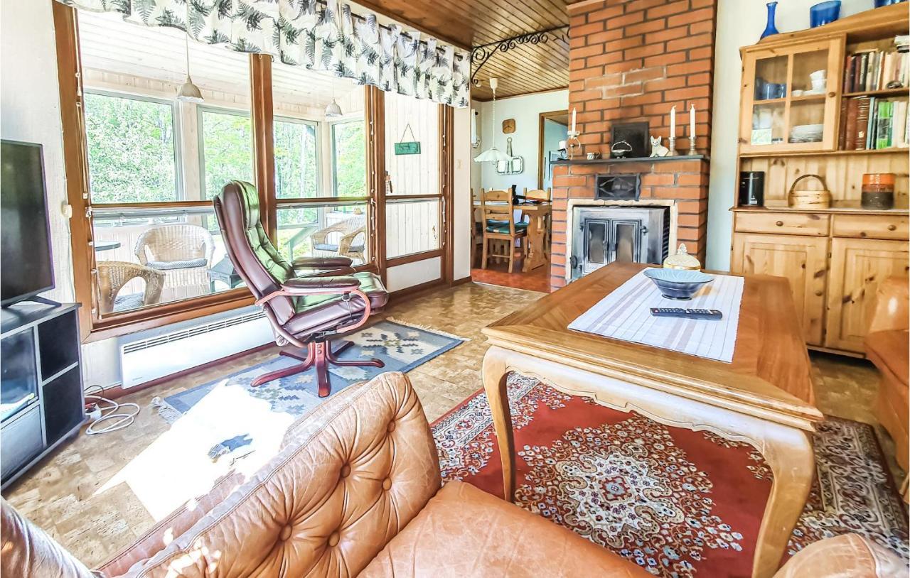 Amazing Home In Lmhult With Kitchen 艾尔姆胡尔特 外观 照片